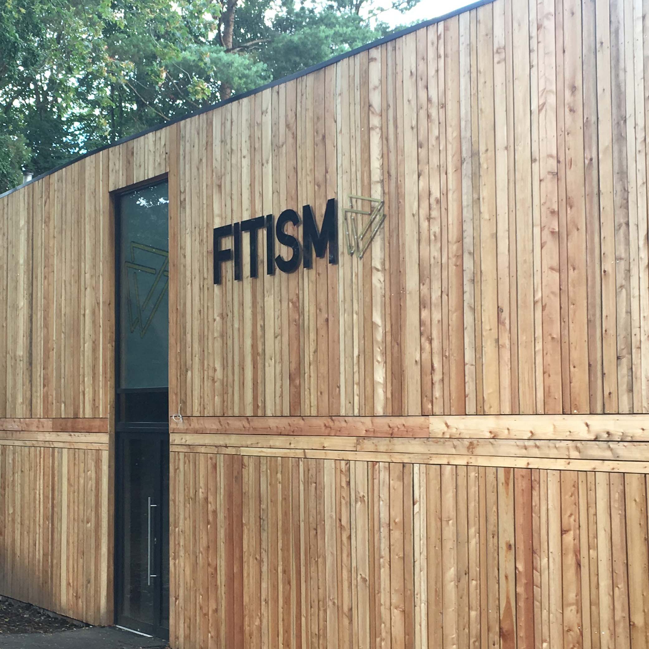 Coffee Shop Design: Fitism Coffee Shop
